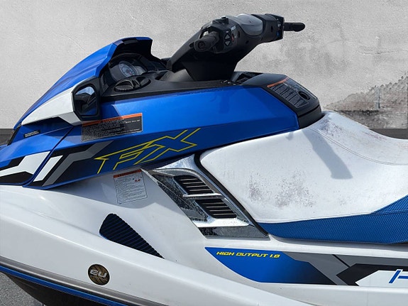 Yamaha Waverunner FX HO 180hk 35 timmar Inkl. vagn Nyservad 6 of 8