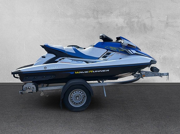Yamaha Waverunner FX HO 180hk 35 timmar Inkl. vagn