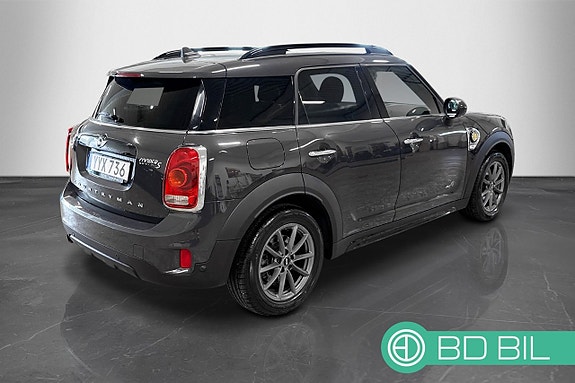MINI Countryman SE 4 of 5