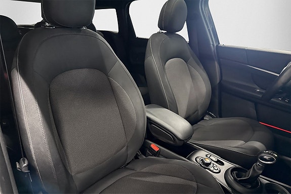 MINI Countryman SE 11 of 23