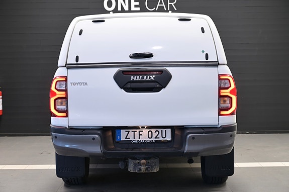 Toyota HiLux 5 of 23