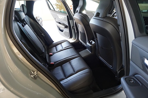 Volvo V60 6 of 17