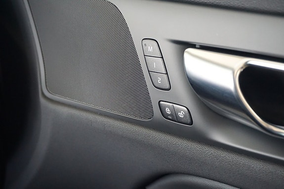 Volvo V60 17 of 17