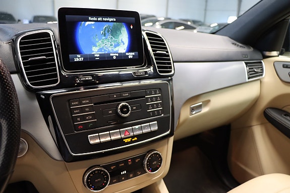 Mercedes-Benz GLE350 d 15 of 22