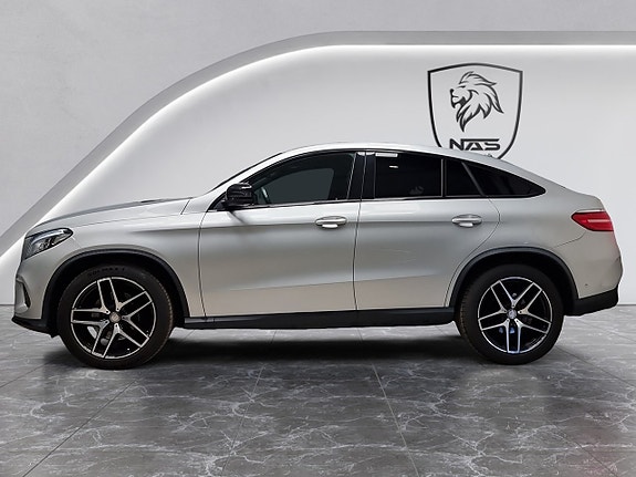 Mercedes-Benz GLE350 d 2 of 5