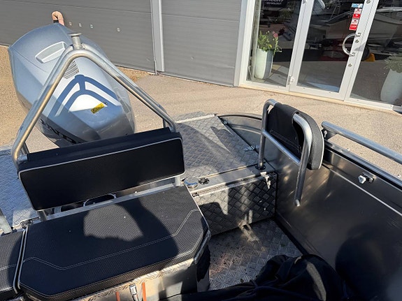 SILVER SHARK BRX MED HONDA 115 HK - 2019 "32 TIMMAR" 12 of 12