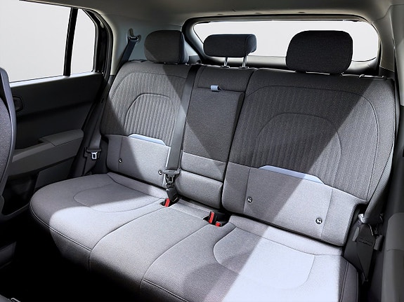 Kia EV3 8 of 15