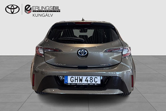 Toyota Corolla 5 of 5