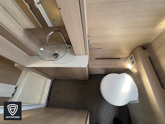 Adria ADORA 613 UT *överbädd 9 of 12