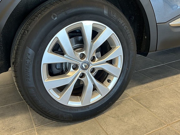 Renault Kadjar 3 of 5
