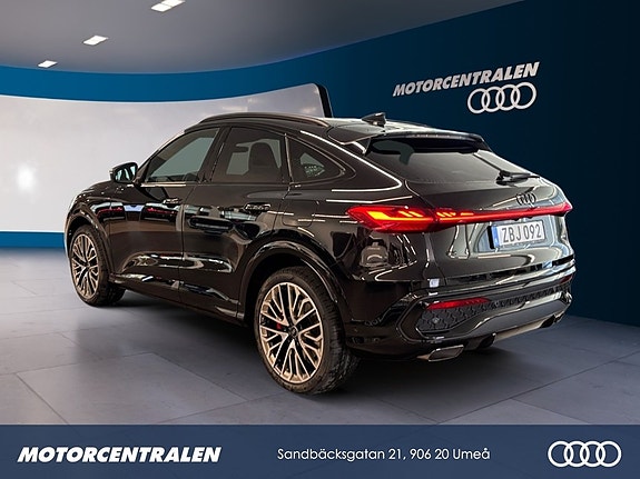 Audi Q5 3 of 5