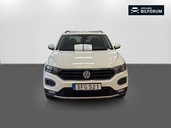 Volkswagen T-Roc 2 of 17