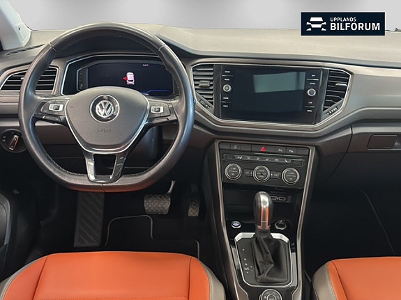 Volkswagen T-Roc 7 of 17