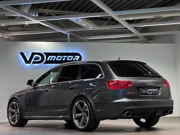 Audi RS6 2 of 5