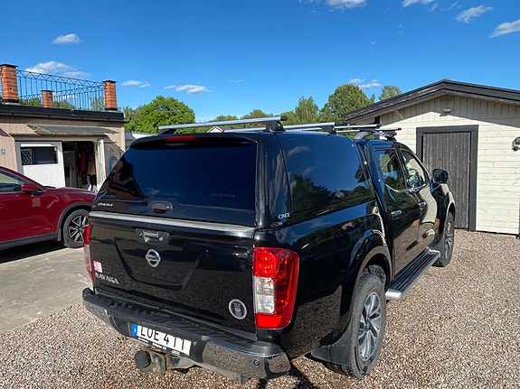 Nissan Navara 2 of 5