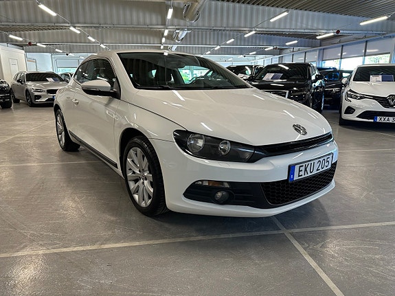 Volkswagen Scirocco 2 of 14