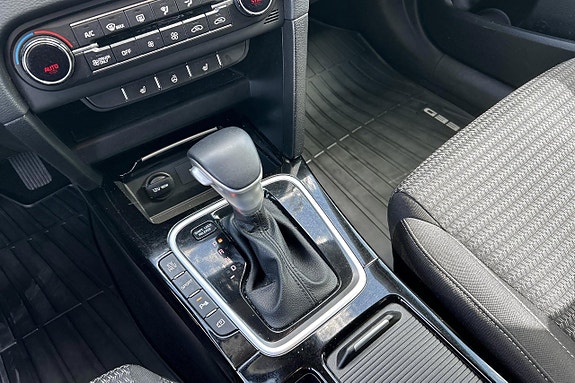 Kia XCeed 14 of 17