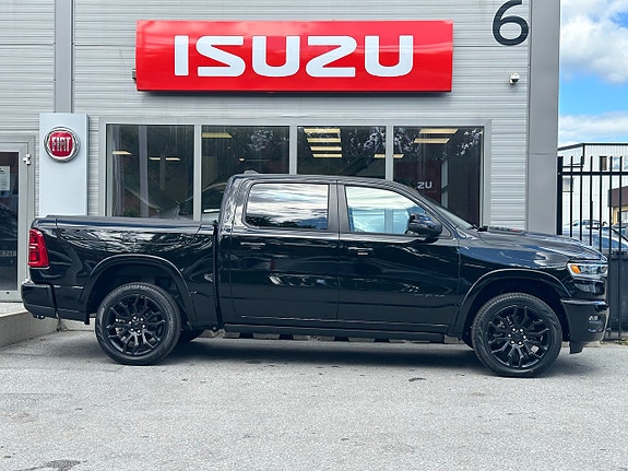 Dodge RAM 1500 2 of 5