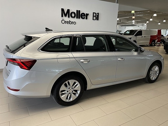 Skoda Octavia 4 of 5
