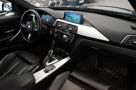 BMW 320d 15 of 18