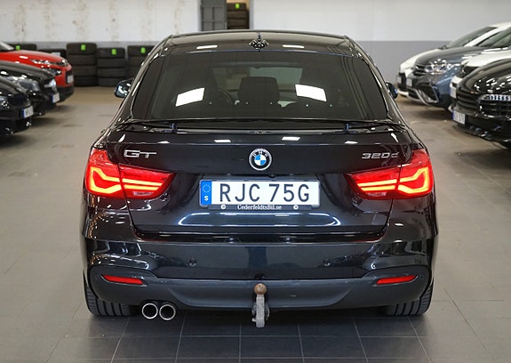 BMW 320d 7 of 18