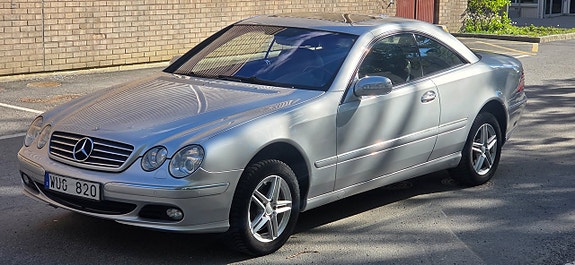 Mercedes-Benz CL500 4 of 5