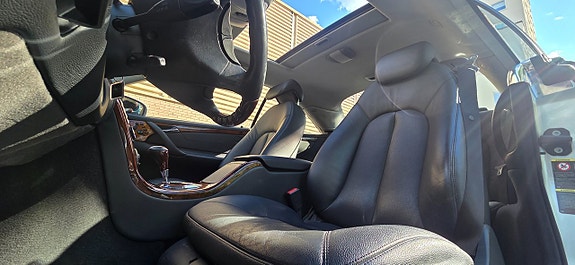 Mercedes-Benz CL500 18 of 21
