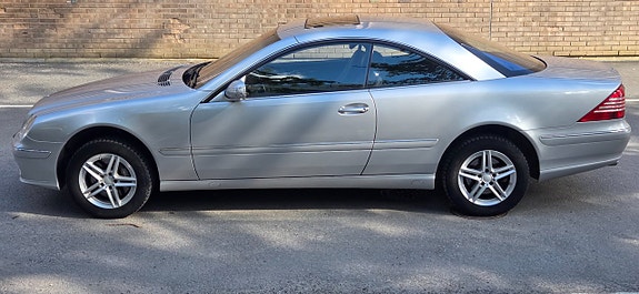 Mercedes-Benz CL500 3 of 5