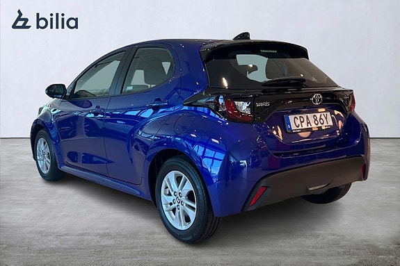 Toyota Yaris 2 of 5
