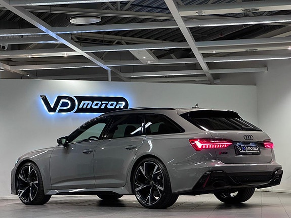 Audi RS6 3 of 5
