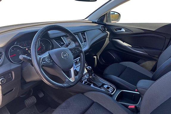 Opel Grandland X 11 of 30