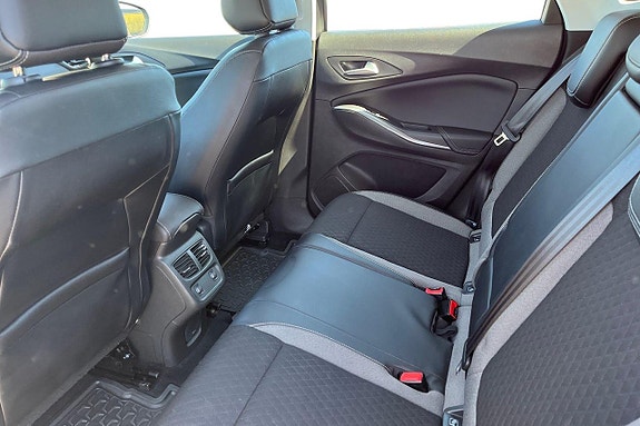 Opel Grandland X 25 of 30