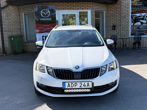 Skoda Octavia 8 of 16