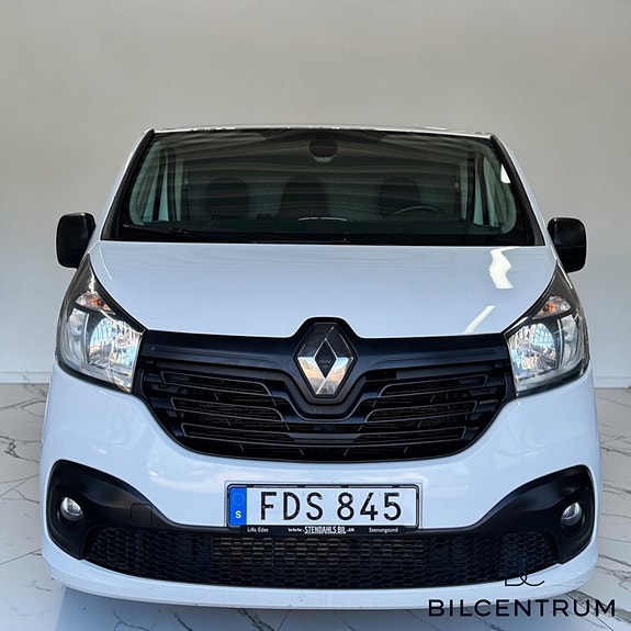 Renault Trafic 2 of 5