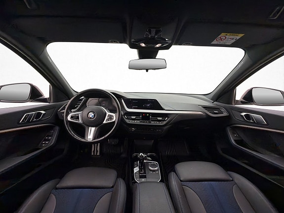 BMW 118i 13 of 28