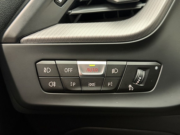 BMW 118i 23 of 28