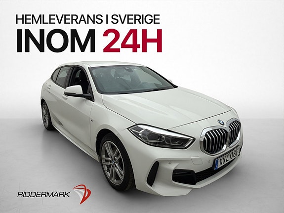 BMW 118i 3 of 5