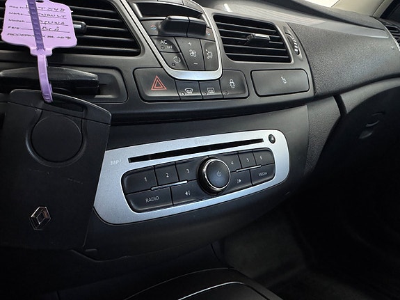 Renault Laguna 13 of 22