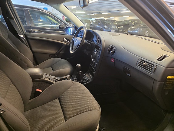 Saab 9-5 10 of 12