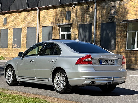 Volvo S80 11 of 30