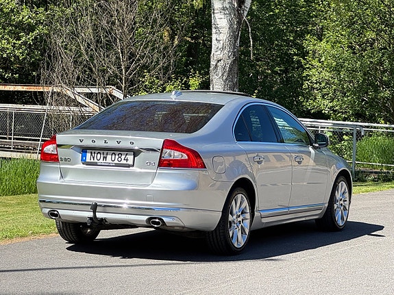 Volvo S80 6 of 30