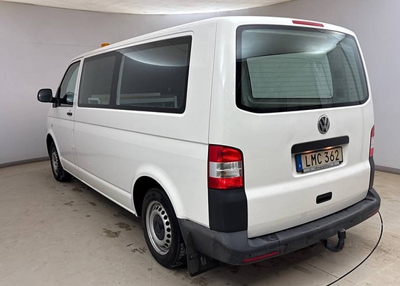 Volkswagen Transporter 4 of 5