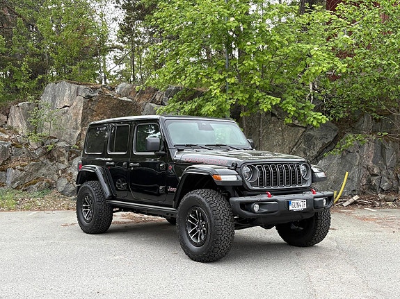 Jeep Wrangler Unlimited 11 of 27