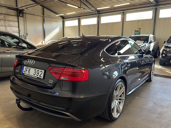 Audi A5 6 of 15