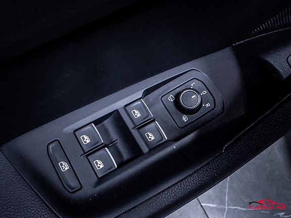Volkswagen Passat 29 of 29