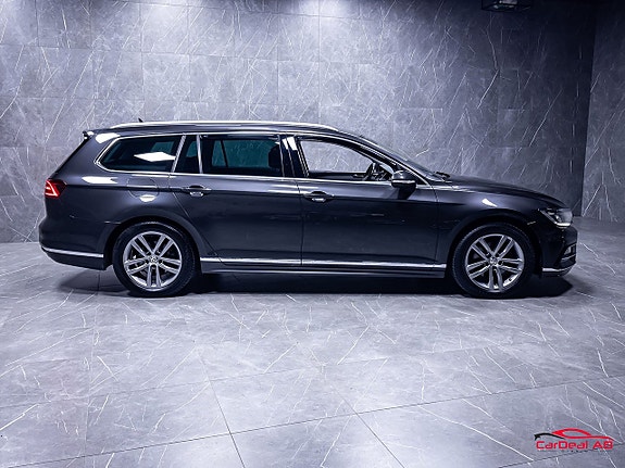 Volkswagen Passat 8 of 29
