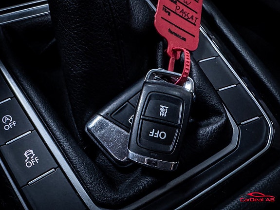Volkswagen Passat 28 of 29