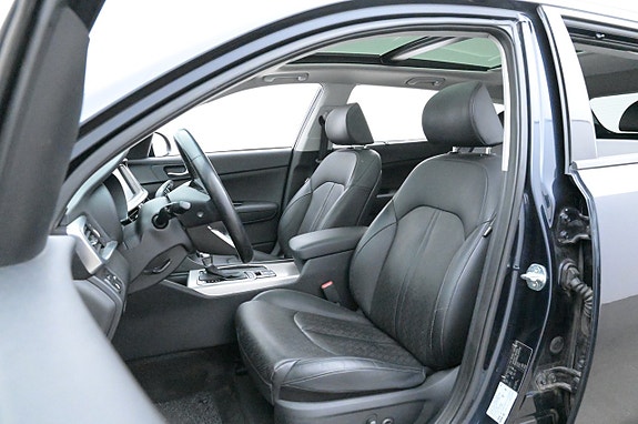Kia Optima 10 of 27