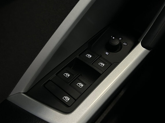 Audi Q3 30 of 30