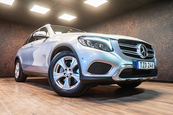 Mercedes-Benz GLC250 d 3 of 5